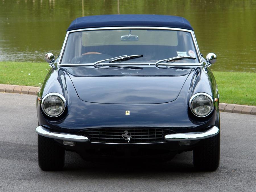  Ferrari 330 GTS 1966 года  (UK) (фото 8 из 11)